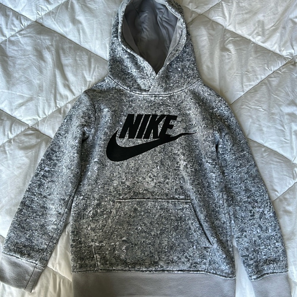 Nike 4t XS sweatshirt